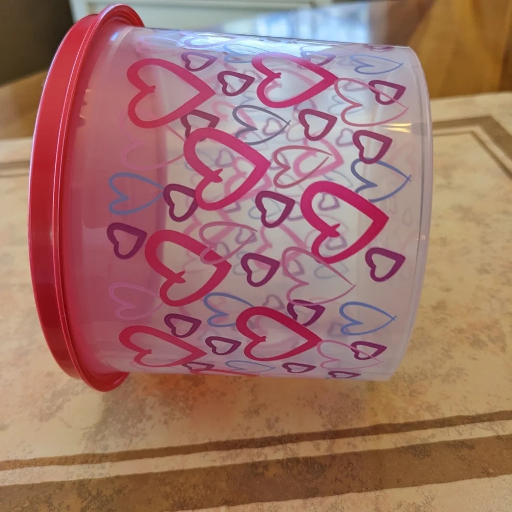 Mini Canister New Tupperware 2-Cup Hearts Rubine Red Valentine's Day